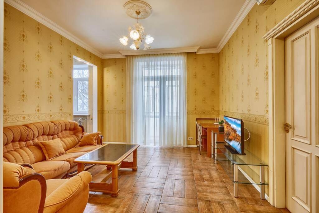 Apartment Near Bessarabsky Square Київ Екстер'єр фото