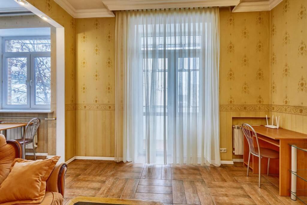 Apartment Near Bessarabsky Square Київ Екстер'єр фото